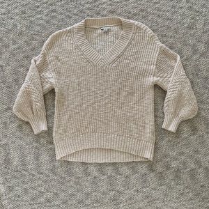 American eagle cream sweater size medium.